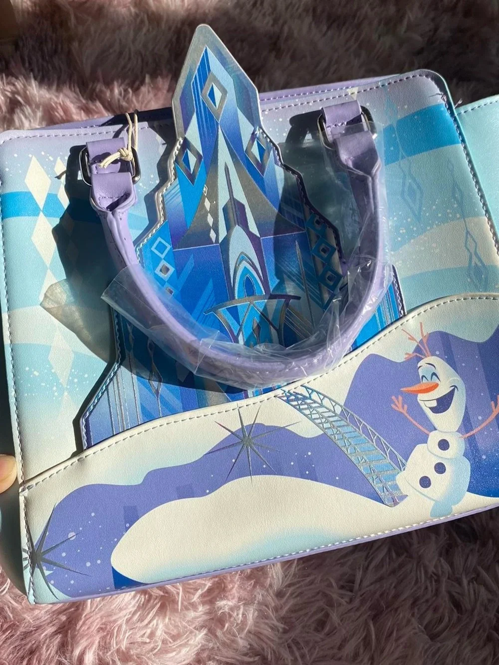 Loungefly Disney Frozen Princess Elsa Ice Castle Crossbody Bag NWT
